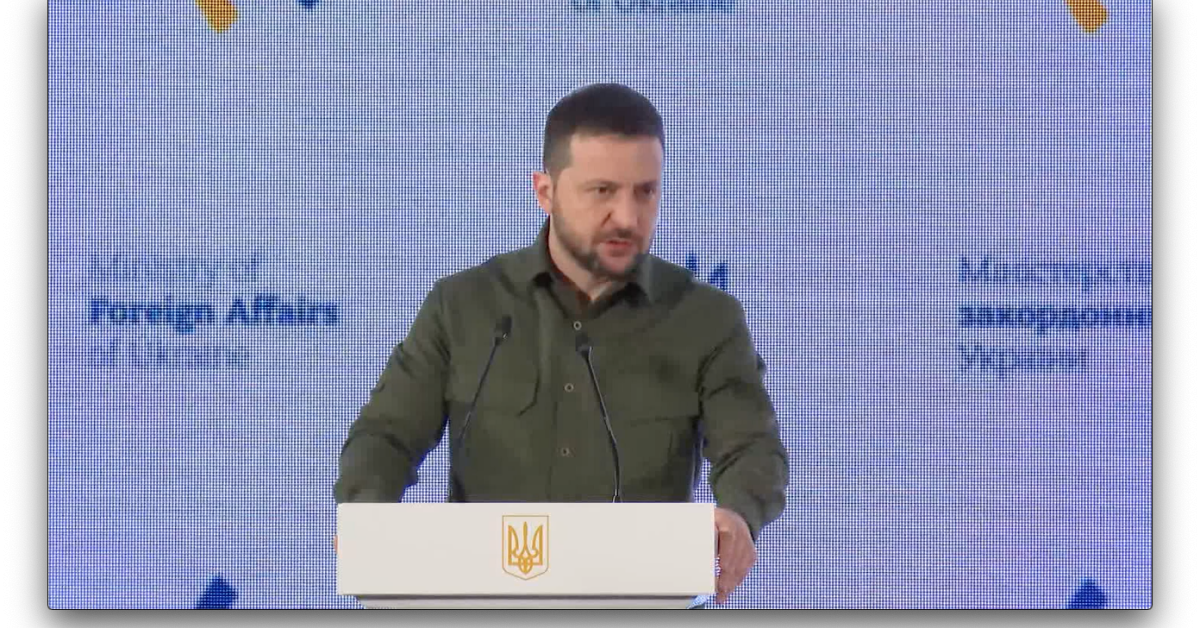 Zelensky Says 31,000 Ukrainian Soldiers Killed Since War Began 2 Years ...